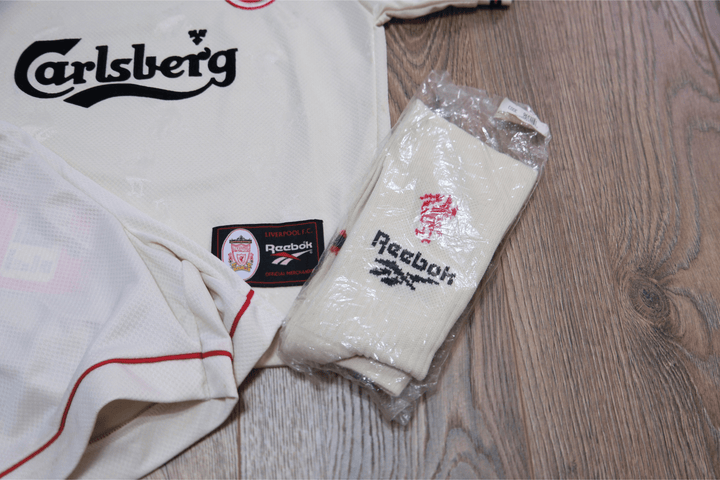 Liverpool 96/97 JNR Away Kit