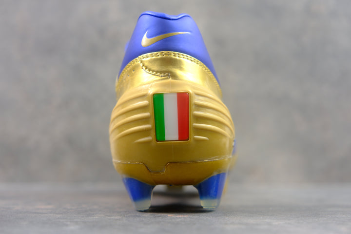Nike Total 90 Supremacy LE