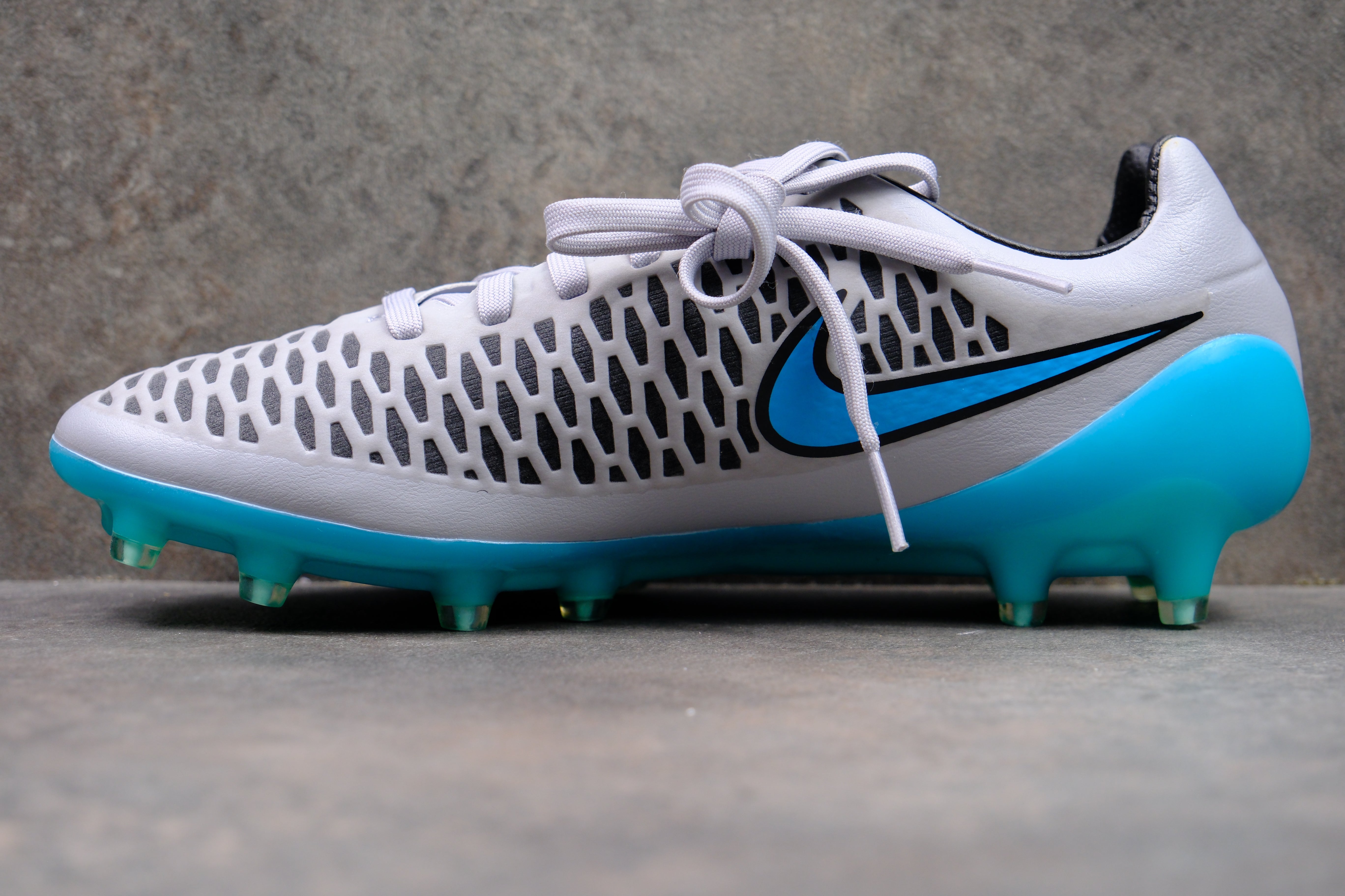 シューズ nike magista opus fg Nike Magista Opus FG Metalic Pewter/Black/White