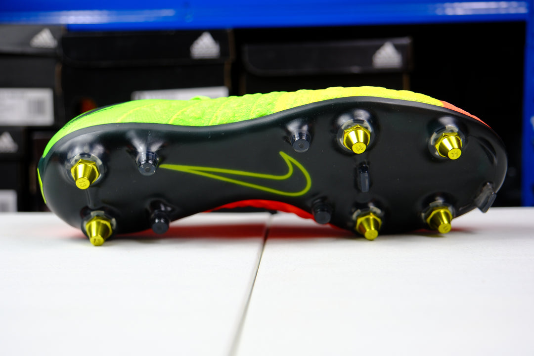 Nike Hypervenom Phantom III SG