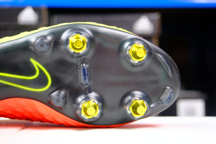 Nike Hypervenom Phantom III SG