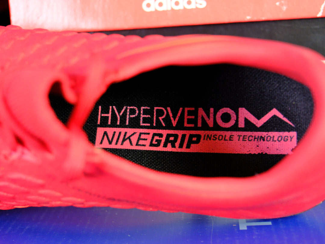 Nike Hypervenom Phantom III SG