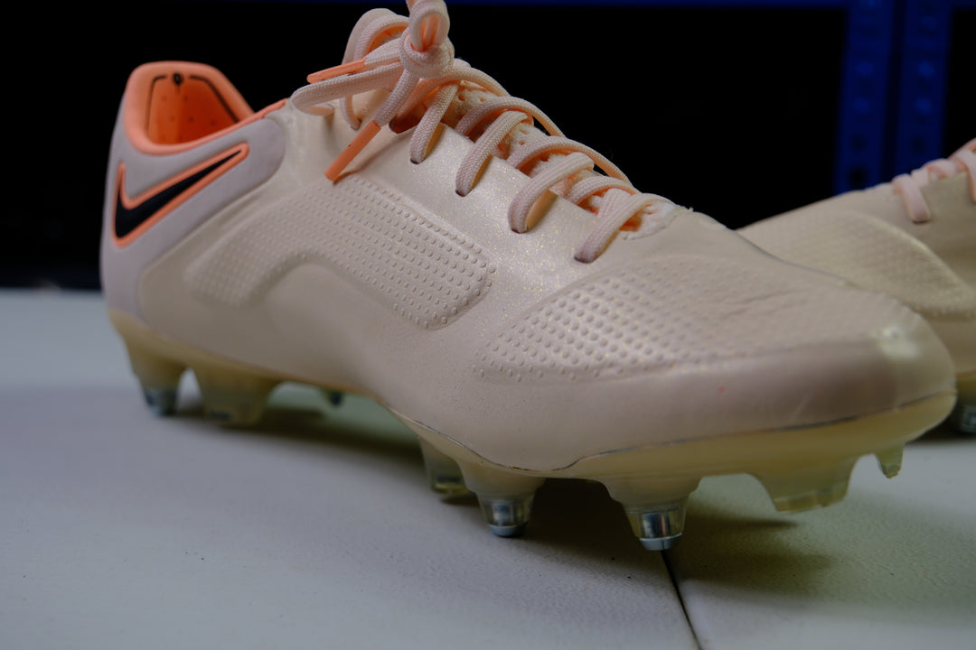 Nike Tiempo Legend IX SG