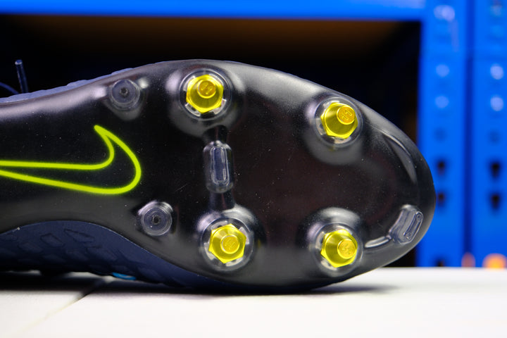 Nike Hypervenon Phantom III DF SG