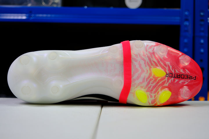 Adidas Predator 26 FT HG