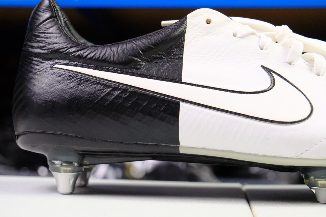 Nike Tiempo Legend IV SG
