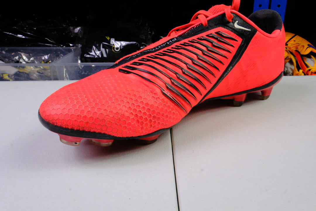 Nike Phantom Venom FG