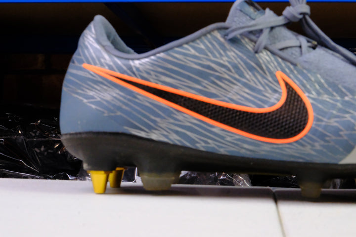 Nike Phantom Venom SG