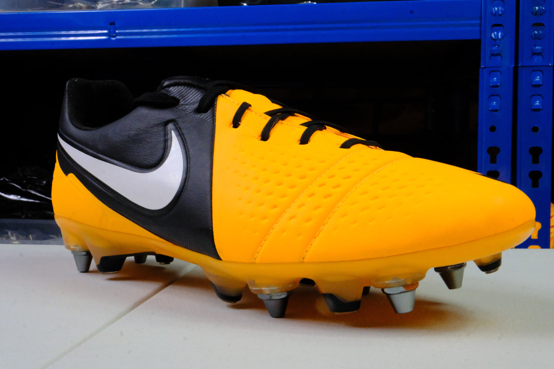 Nike CTR Maestri III SG