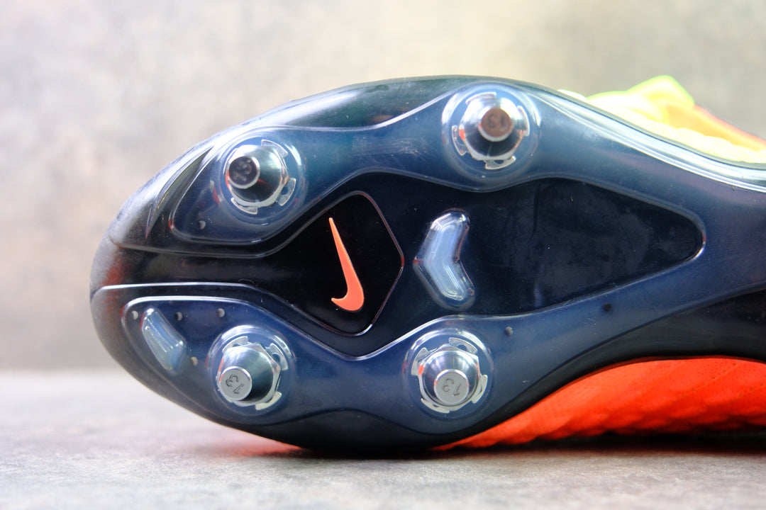 Nike Hypervenom Phantom III SG (Player Issue)