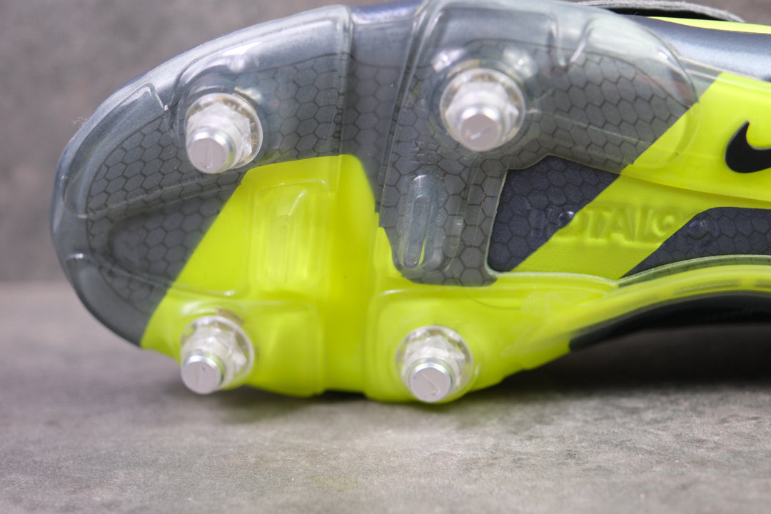Nike Total 90 Laser III SG – Nike PROD CFM Development Sample