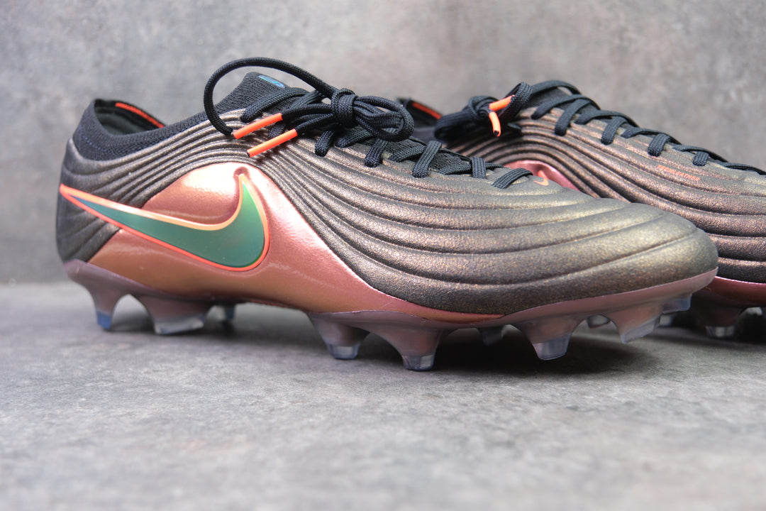 Nike Tiempo Maestro &