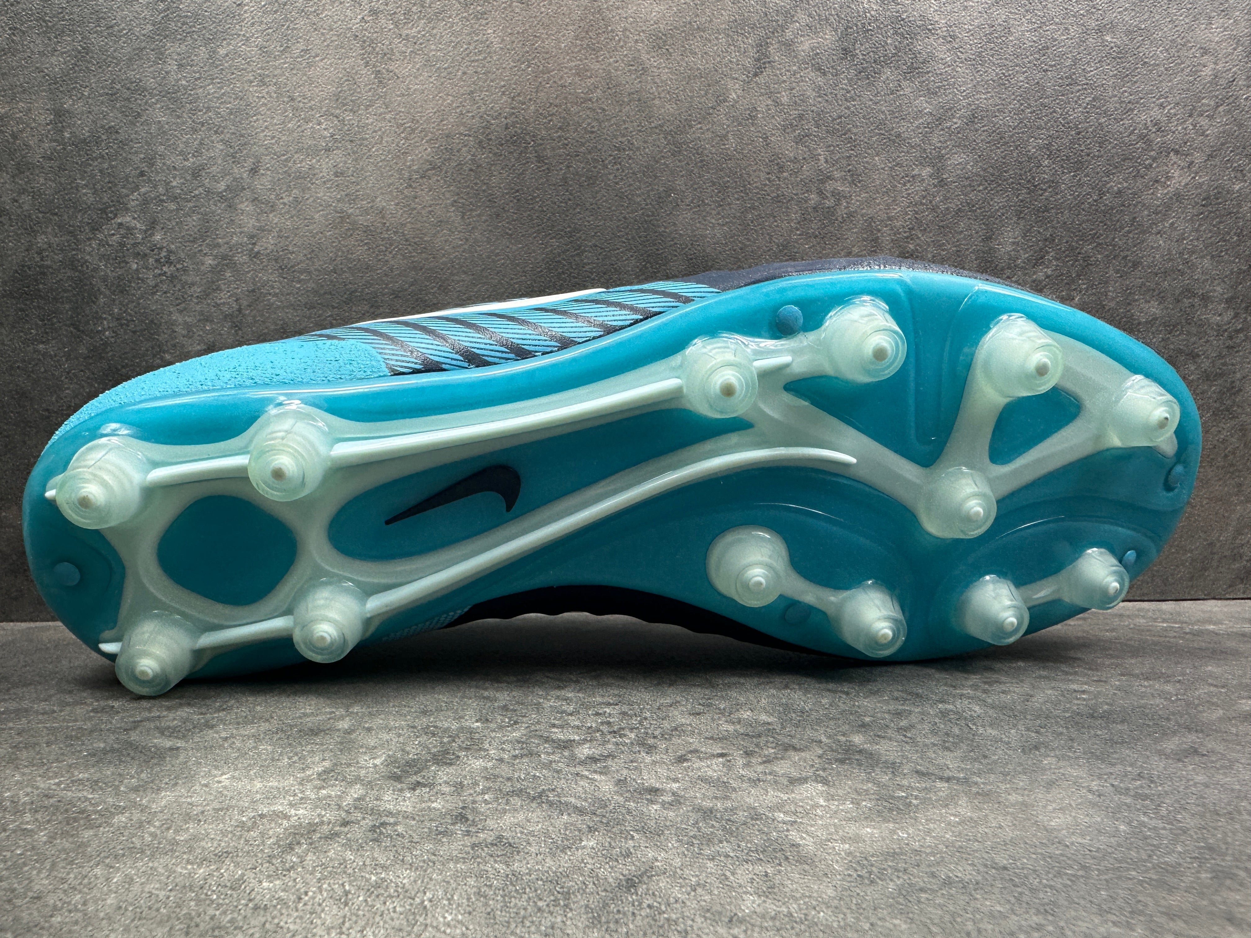 NIKE MAGISTA OPUS Ⅱ HG 98daabb18ccf.jpg