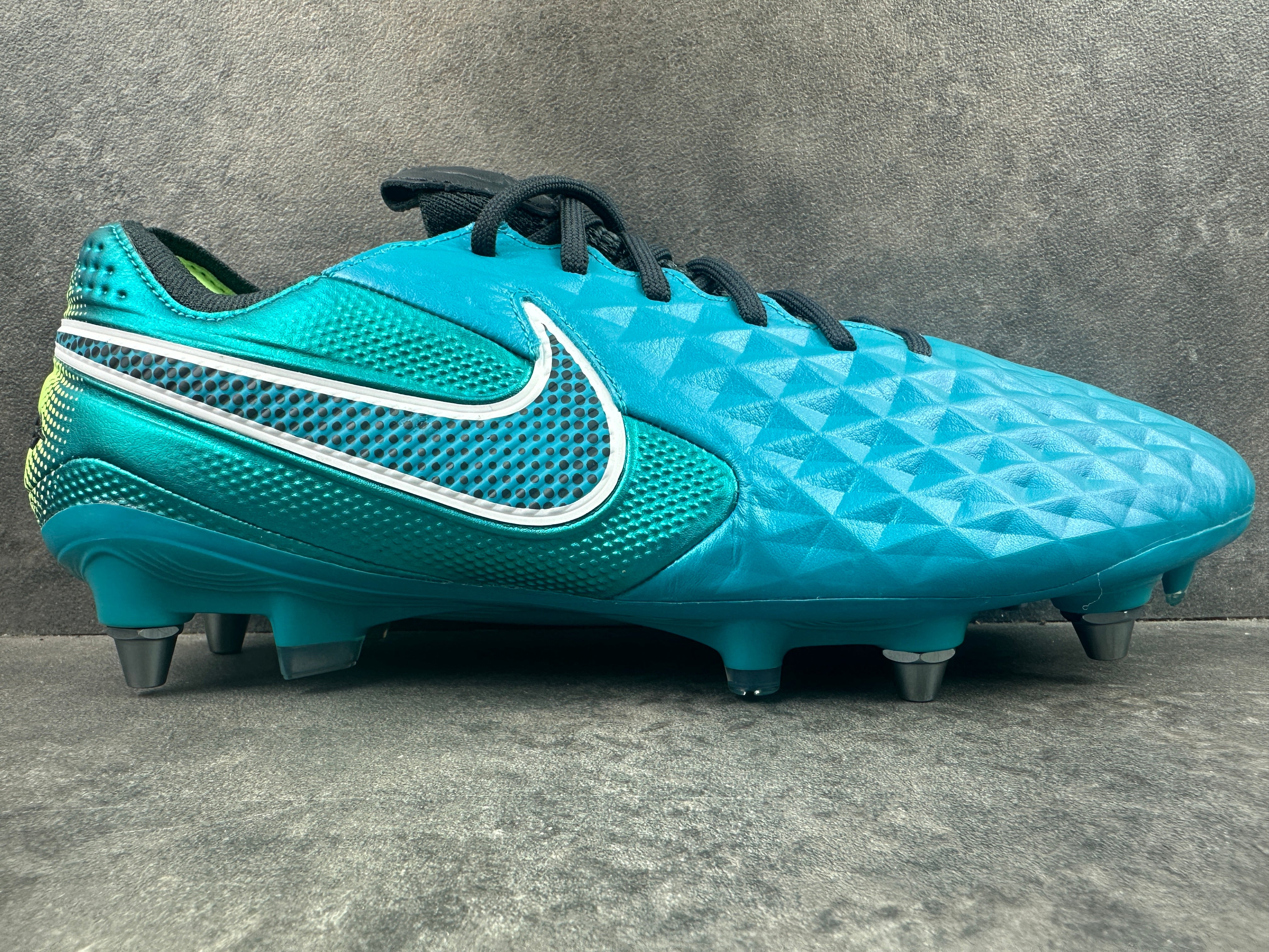 シューズ Nike Tiempo8 27.0 SG a6396965e1b5.jpg?width=3840&