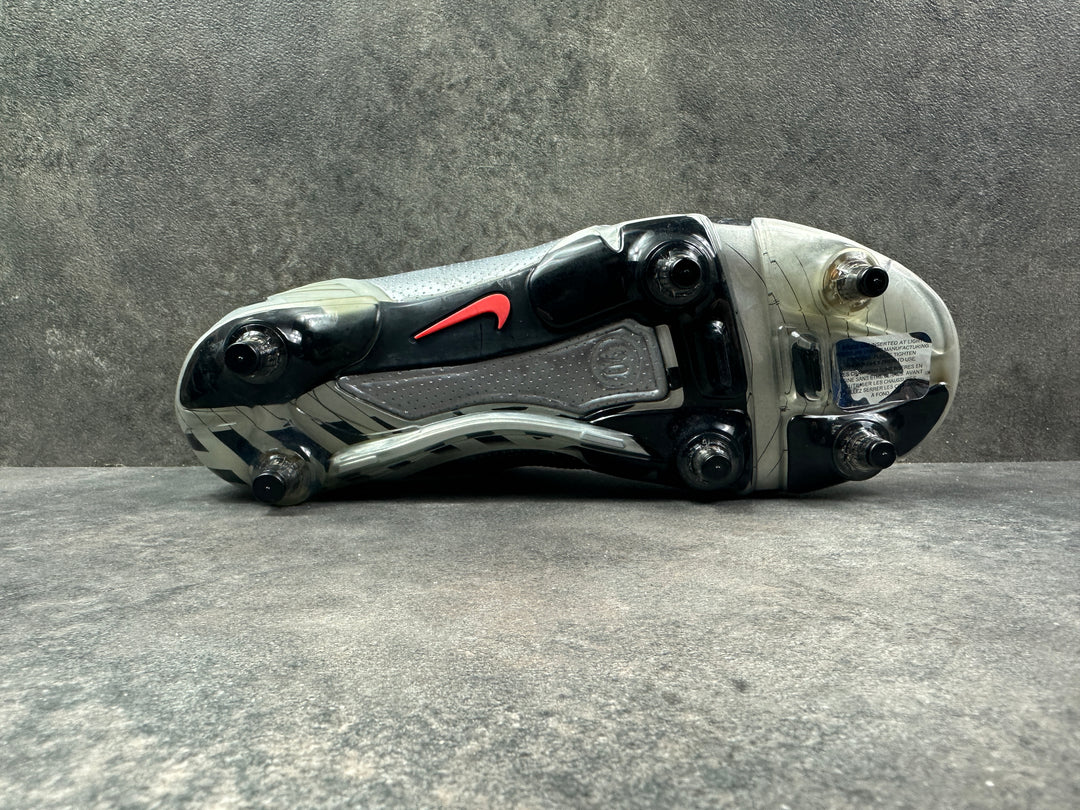Nike Total 90 Laser II