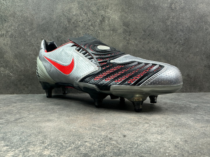 Nike Total 90 Laser II